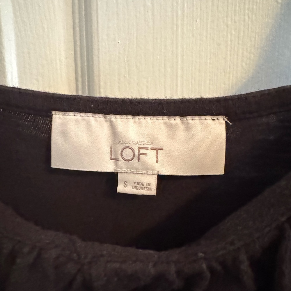 LOFT Ruffle Dress - Picture 3 of 4